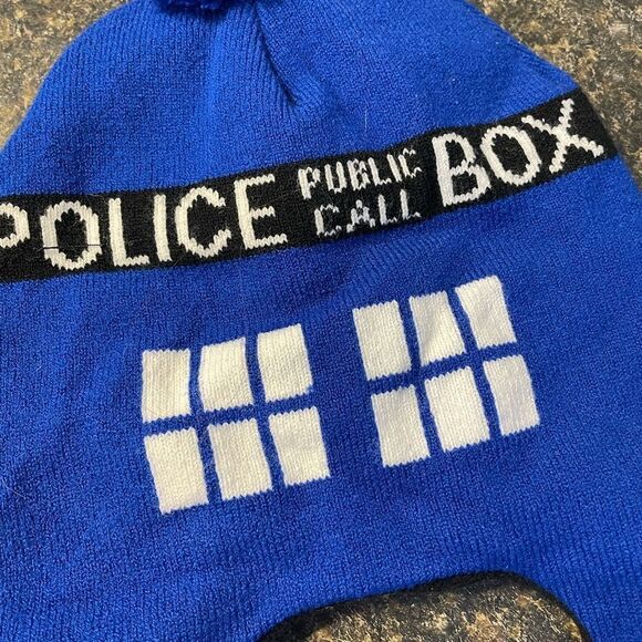 NWT Doctor Who Police Box Hat - Picture 3 of 7